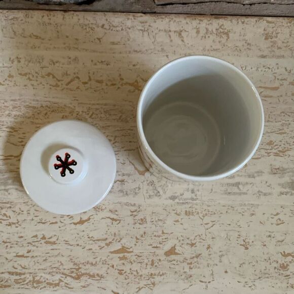 Hello kitty snowman cookie jar - Picture 11 of 12